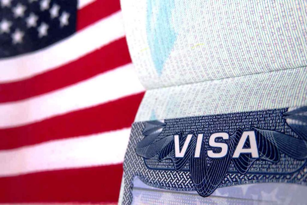 Thẻ xanh Mỹ được miễn visa những nước nào hiện nay?