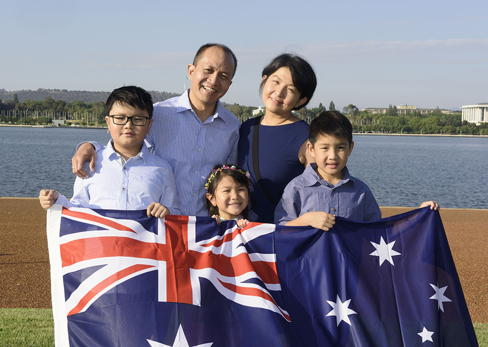 Liệt kê người thân trong tờ khai thân nhân xin visa Úc