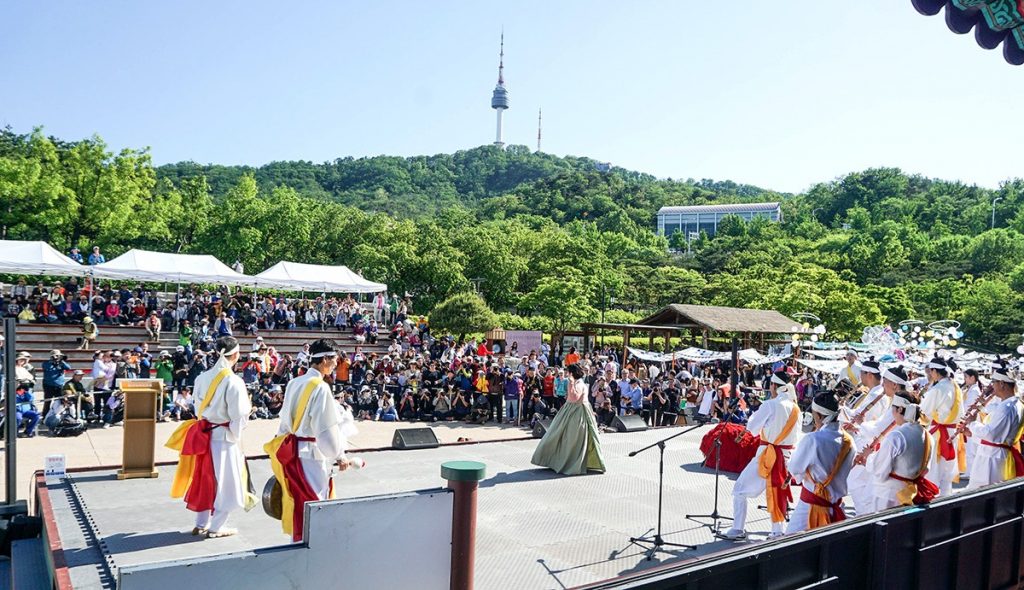 Phong tục lễ hội đón tết của người Hàn