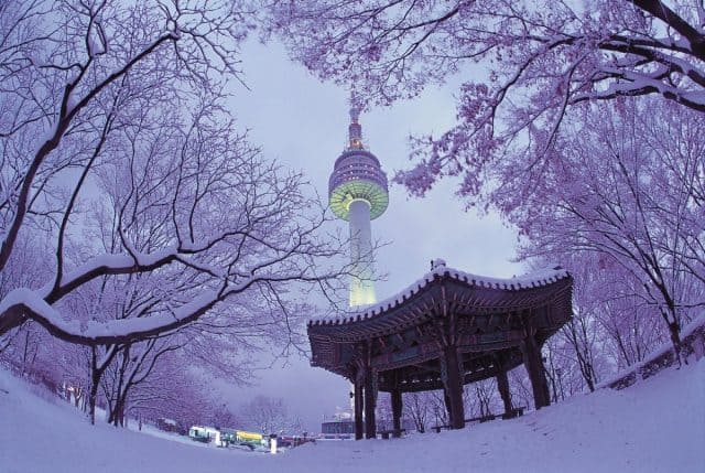 Du lịch tháp Namsan Hàn Quốc vào mùa đông