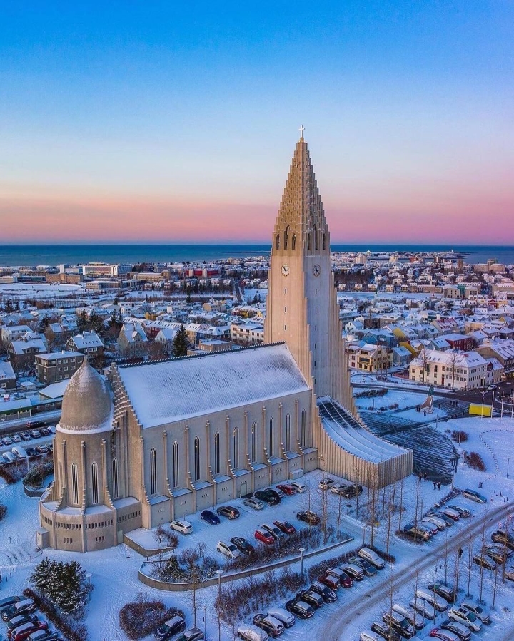Địa điểm du lịch Akureyri – Nhà thờ Akureyri